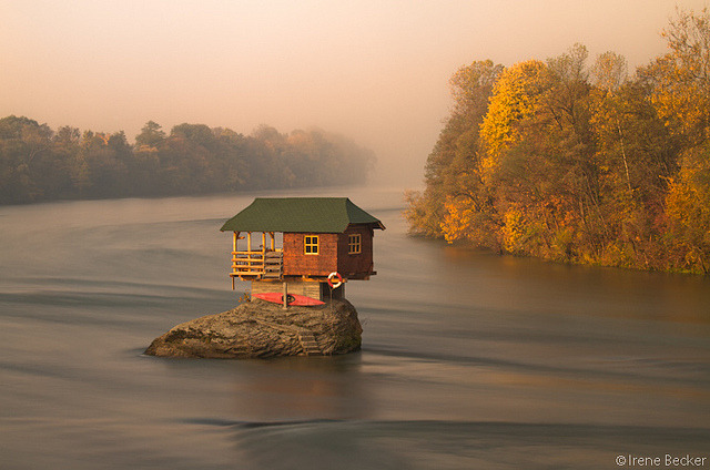 by Iris  on Flickr.House in the middle of Drina River near the town of Bajina Basta, Serbia.