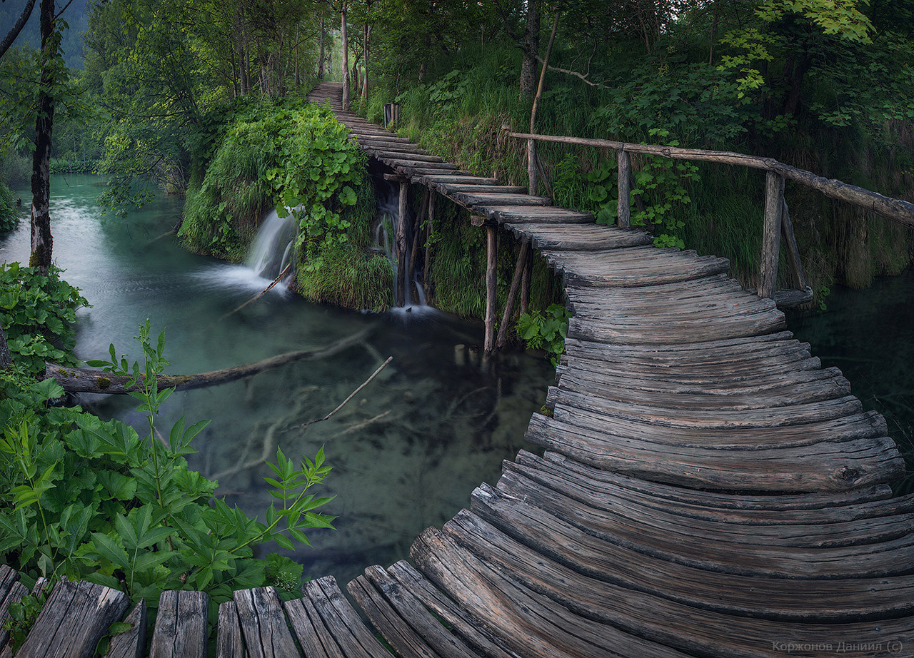 Wooden path in Plitvice Lakes National Park, Croatia