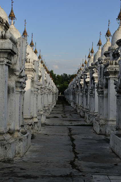 White stupas of the Kuthodaw Pagoda in Mandalay / Myanmar